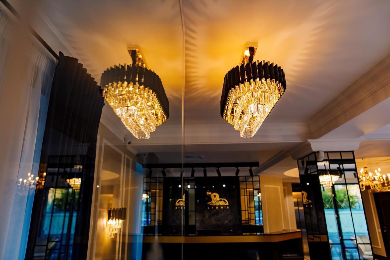 Lion'S Hotel Chişinău Extérieur photo