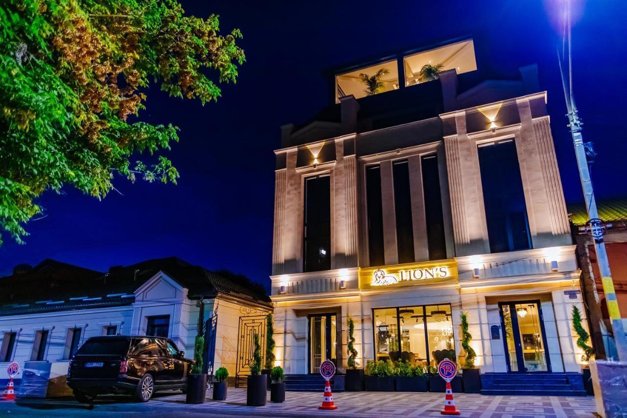 Lion'S Hotel Chişinău Extérieur photo